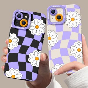 Checkered Daisy Dreams Silicone Case for Apple iPhone Series