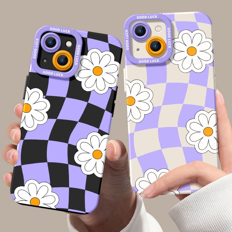Checkered Daisy Dreams Silicone Case for Apple iPhone Series – view 1