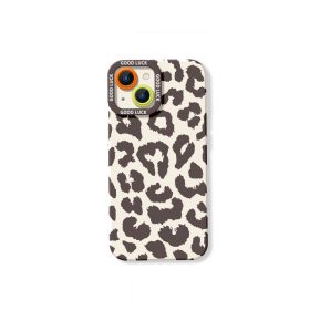 iPhone 15 - White